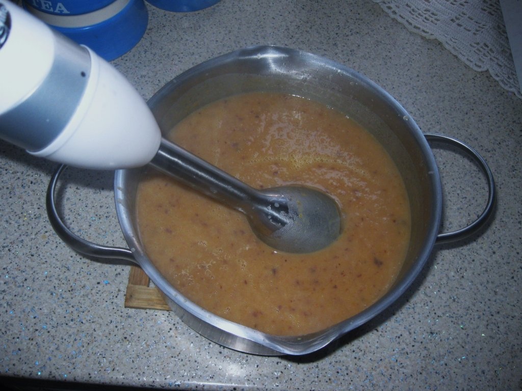 Supa crema de fasole (Sopa creme de feijao)