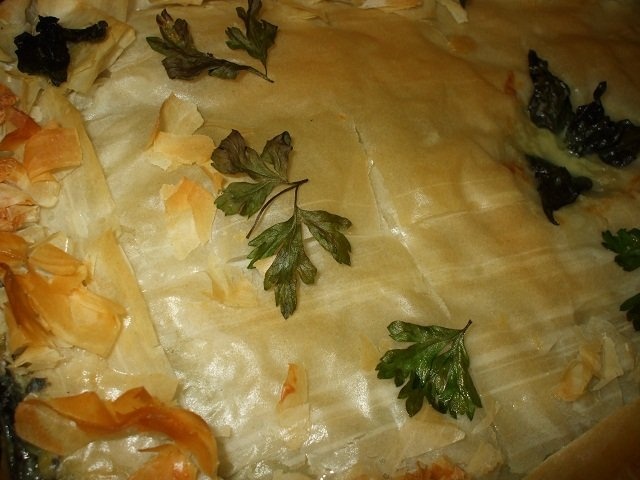 Placinta cu spanac si branza – Spanakopita (specific grecesc)