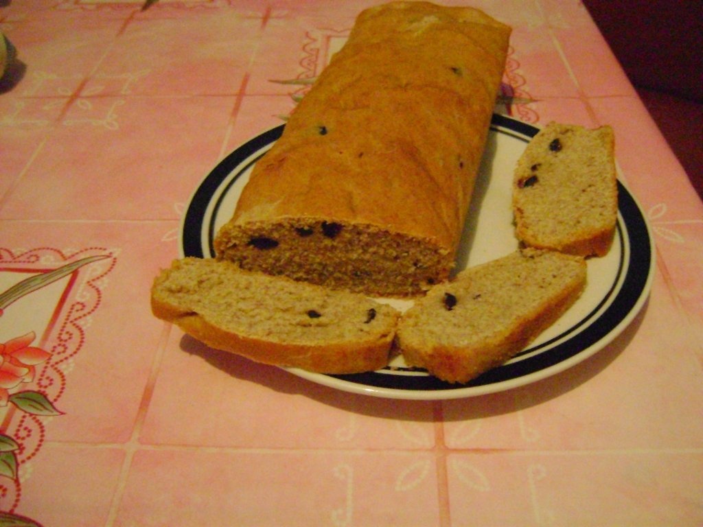 Paine neagra cu masline