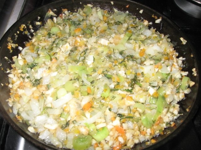 Rulouri de dovlecel si de dovleac umplute cu legume - de post - Reteta casei