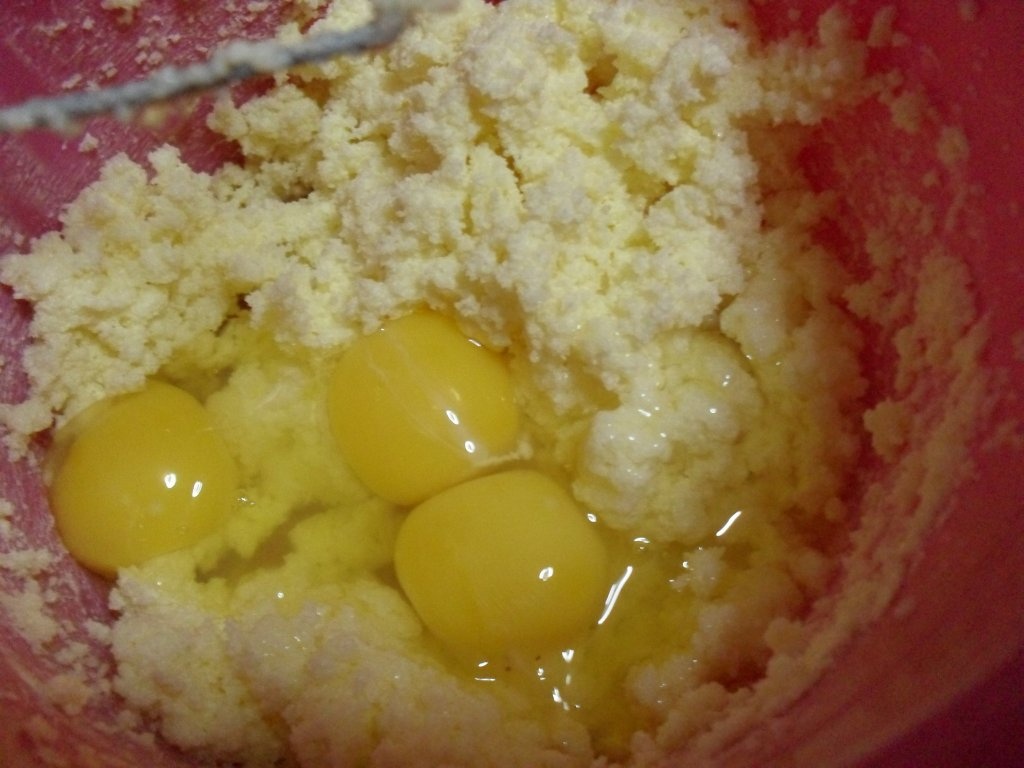 Prajitura cu prune si scortisoara, gustul si aroma perfecta!