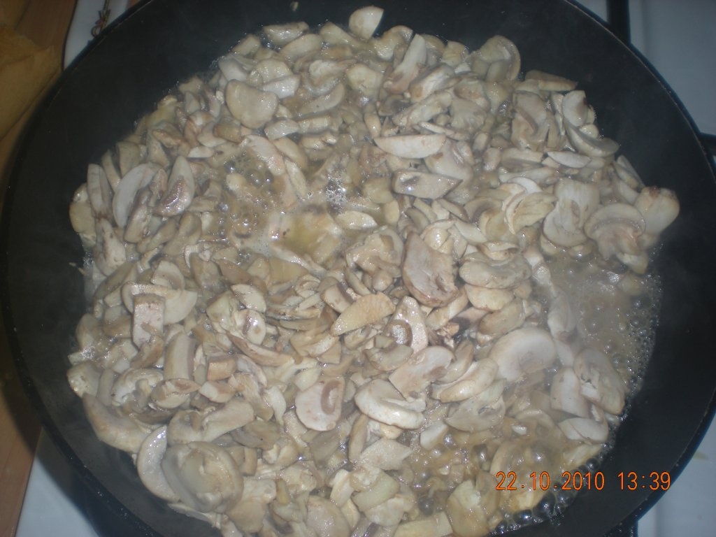 Terrina de ciuperci cu bacon