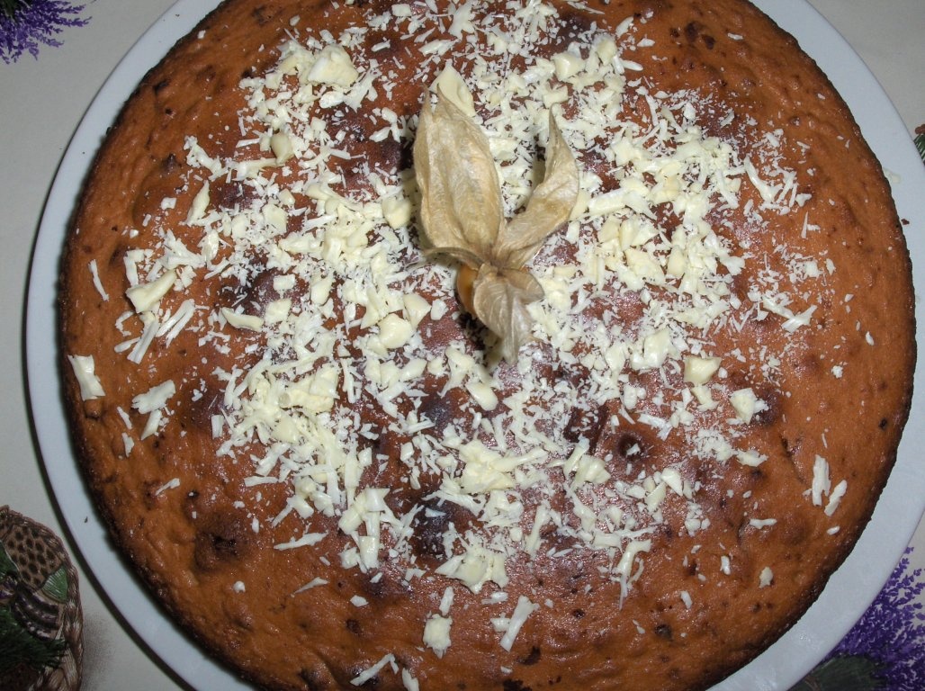 Chec de ciocolatã albã (Bolo de chocolate branco)