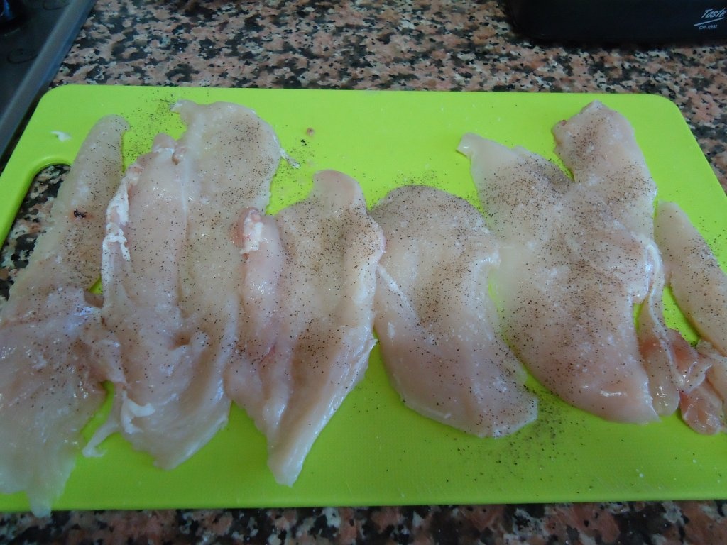 Snitele pufoase cu fulgi de porumb si susan