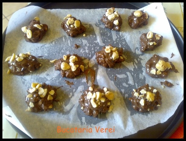 Bomboane de ciocolata cu umplutura crocanta
