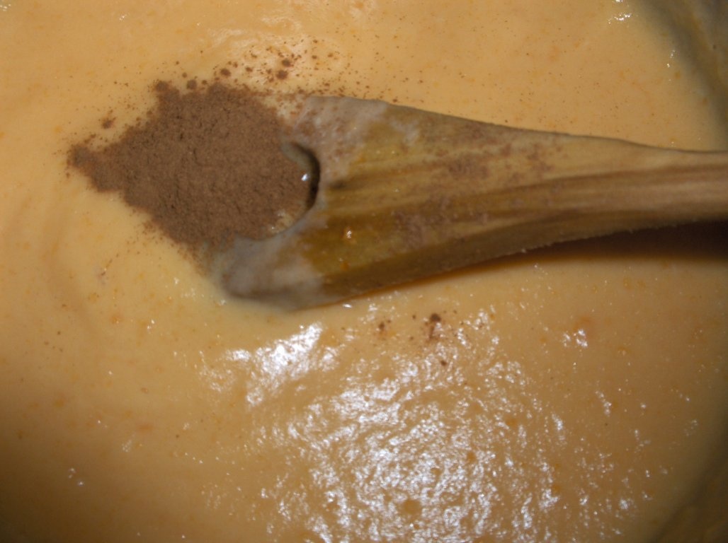 Mousse de scortisoarã (Mousse de canela)