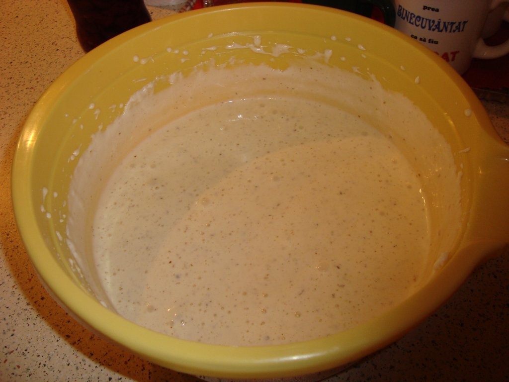 Briose cu nuca si visine