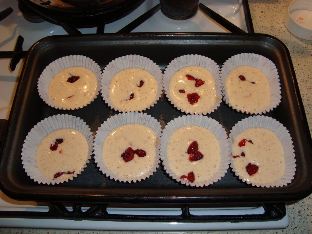 Briose cu nuca si visine