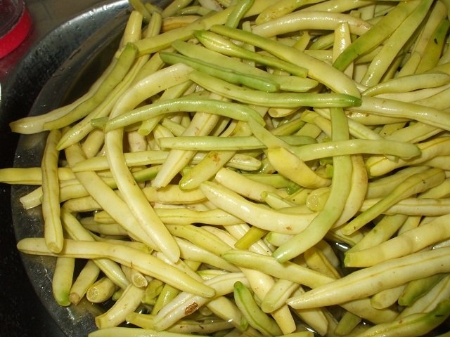 Fasole verde la borcan