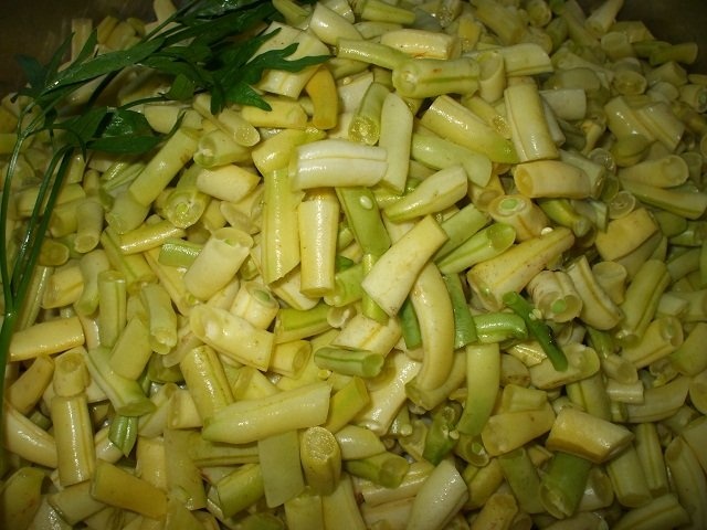 Fasole verde la borcan