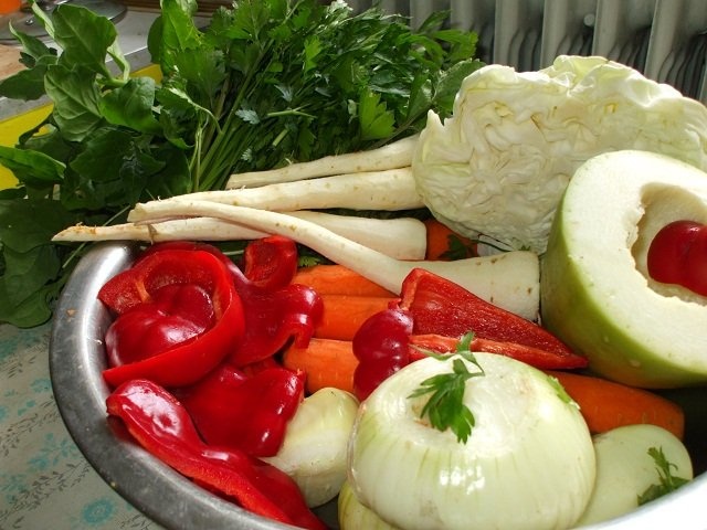 Legume si zarzavaturi cu sare pentru ciorbe