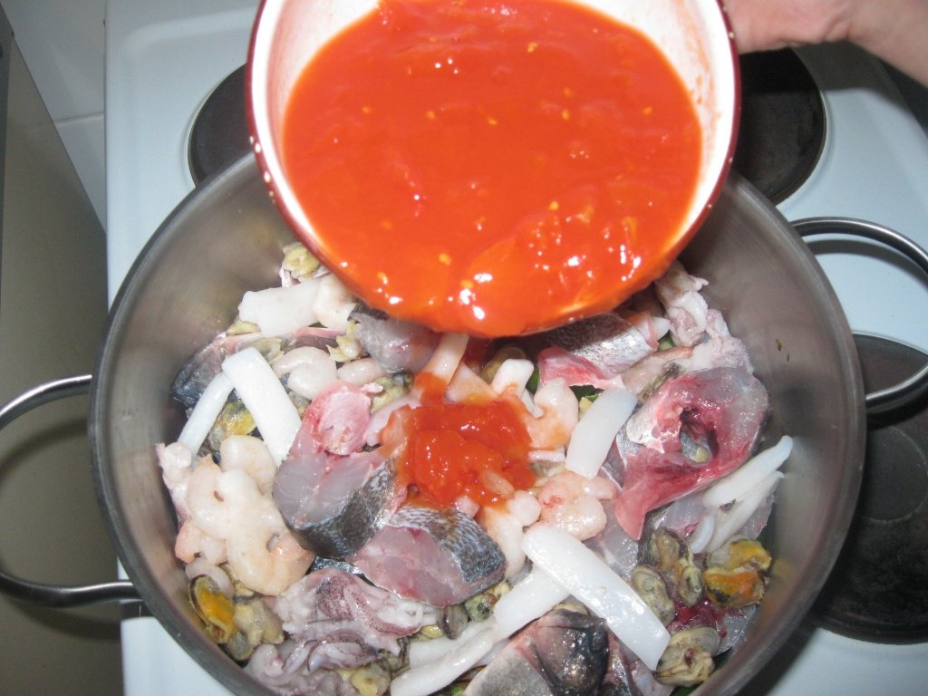 Tocana de peste (Caldeirada de peixe)