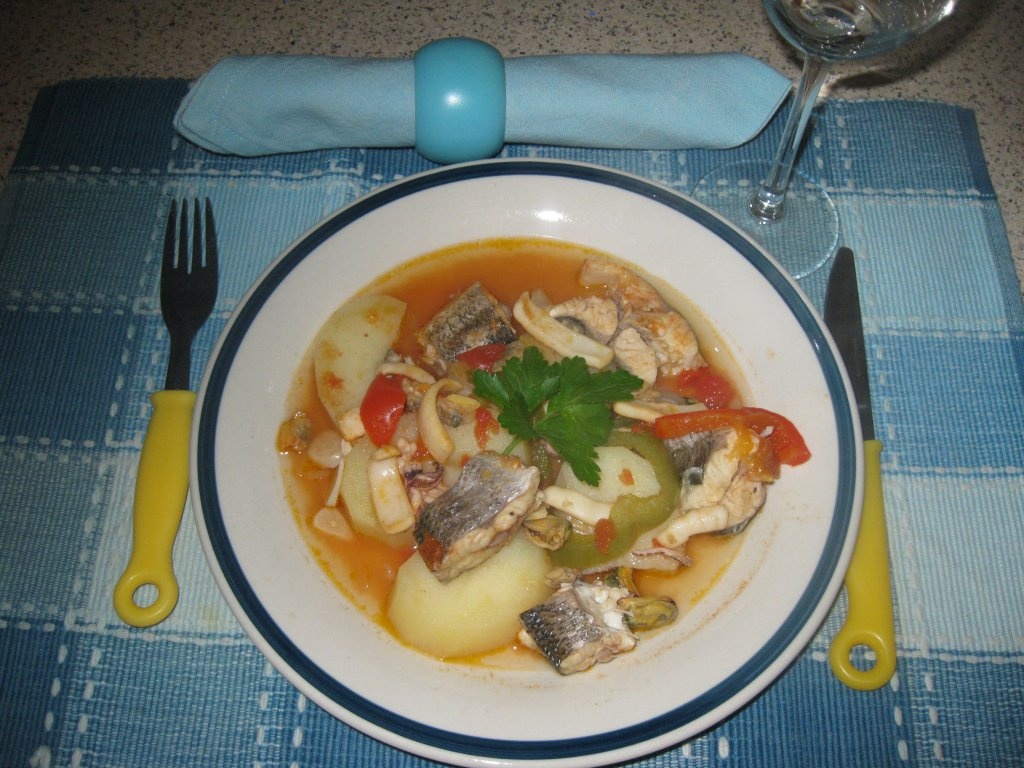 Tocana de peste (Caldeirada de peixe)