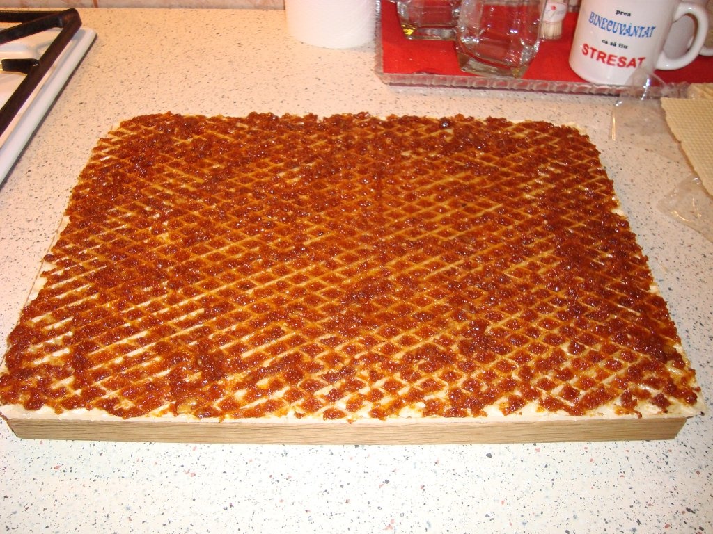 Napolitane cu crema caramel