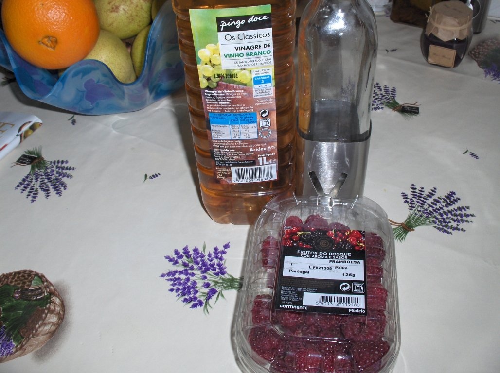 Vinagre de Framboesa (Otet aromat cu zmeurã)