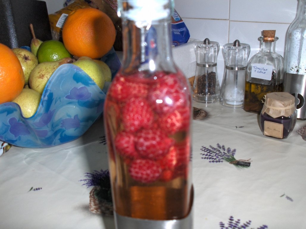 Vinagre de Framboesa (Otet aromat cu zmeurã)