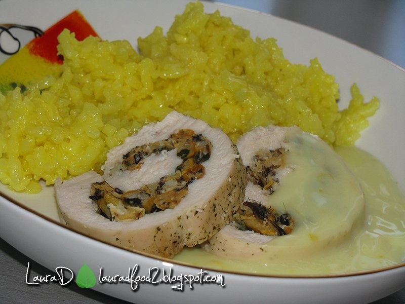 Pui umplut cu midii si sos de lamaie