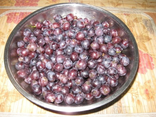 Compot din boabe de struguri