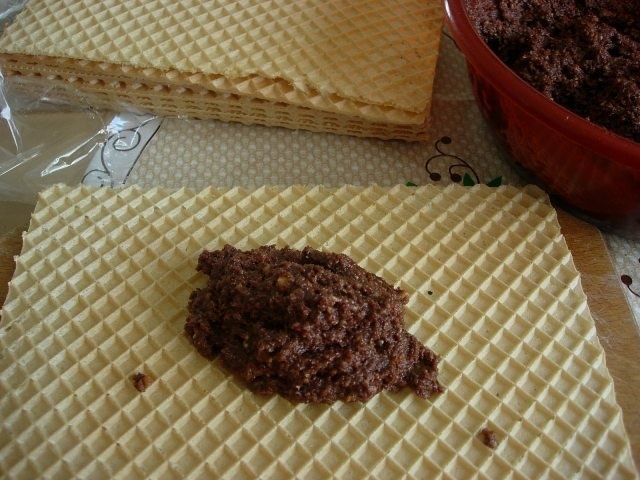 Prajitura cu foi de napolitane