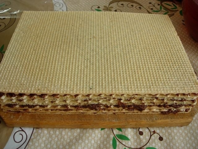 Prajitura cu foi de napolitane