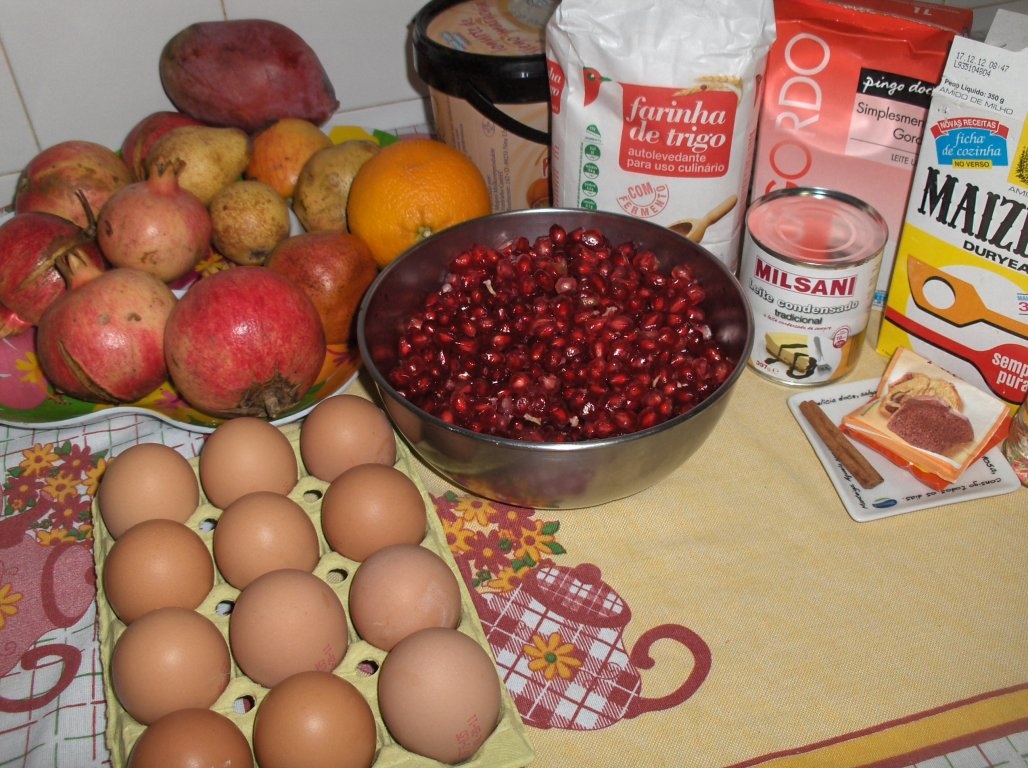 Tort de rodii cu zahãr brun