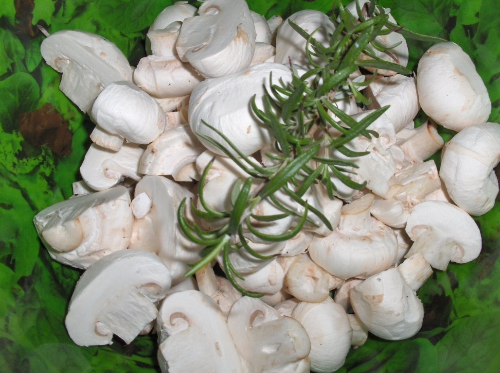 Ciuperci Paris marinate (Conserva de cogumelos)