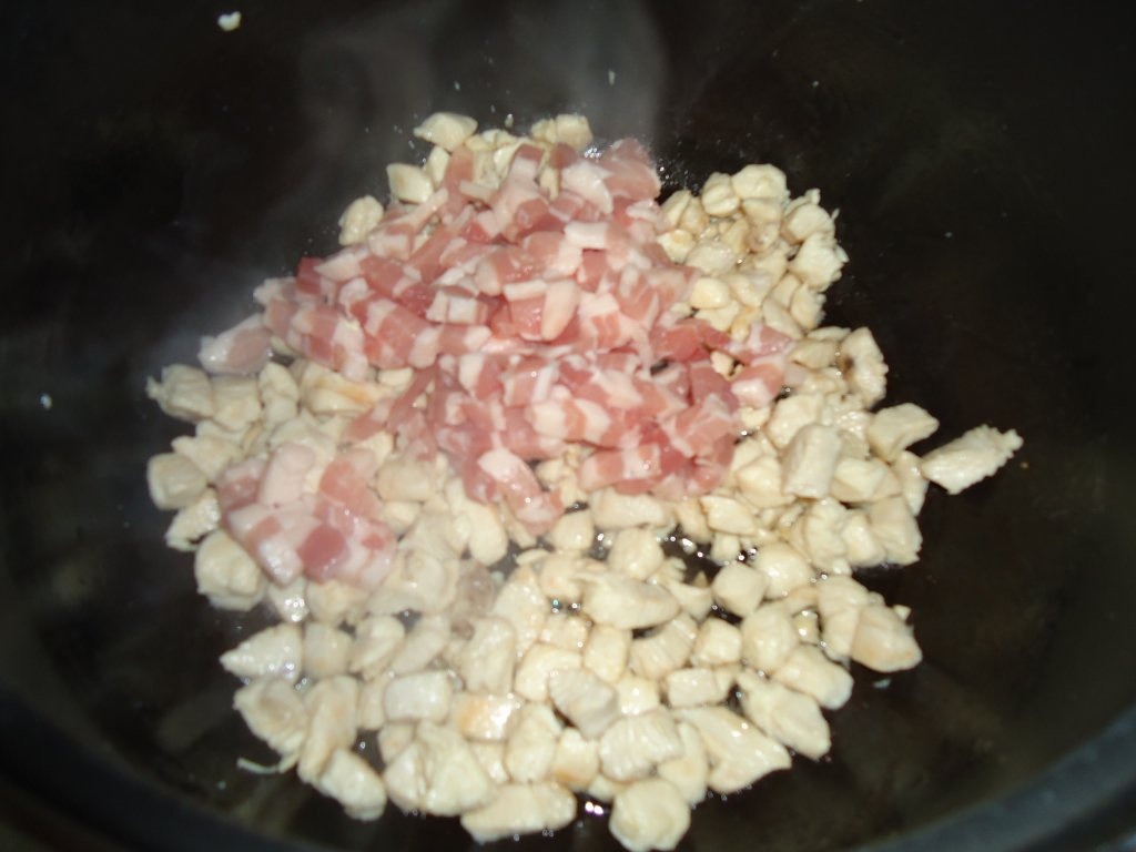 Paste cu pui si bacon