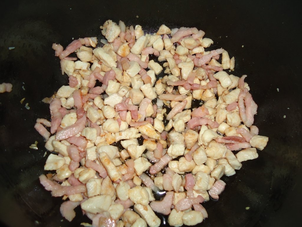 Paste cu pui si bacon