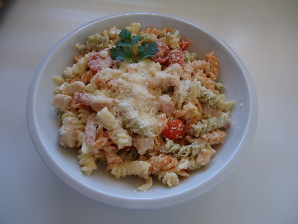 Paste cu pui si bacon