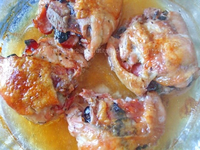 Pulpe de pui umplute cu masline, kaizer si busuioc