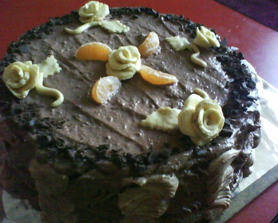 Tort cu crema de ciocolata