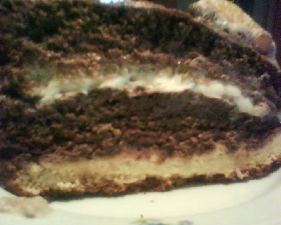 Tort cu crema de ciocolata