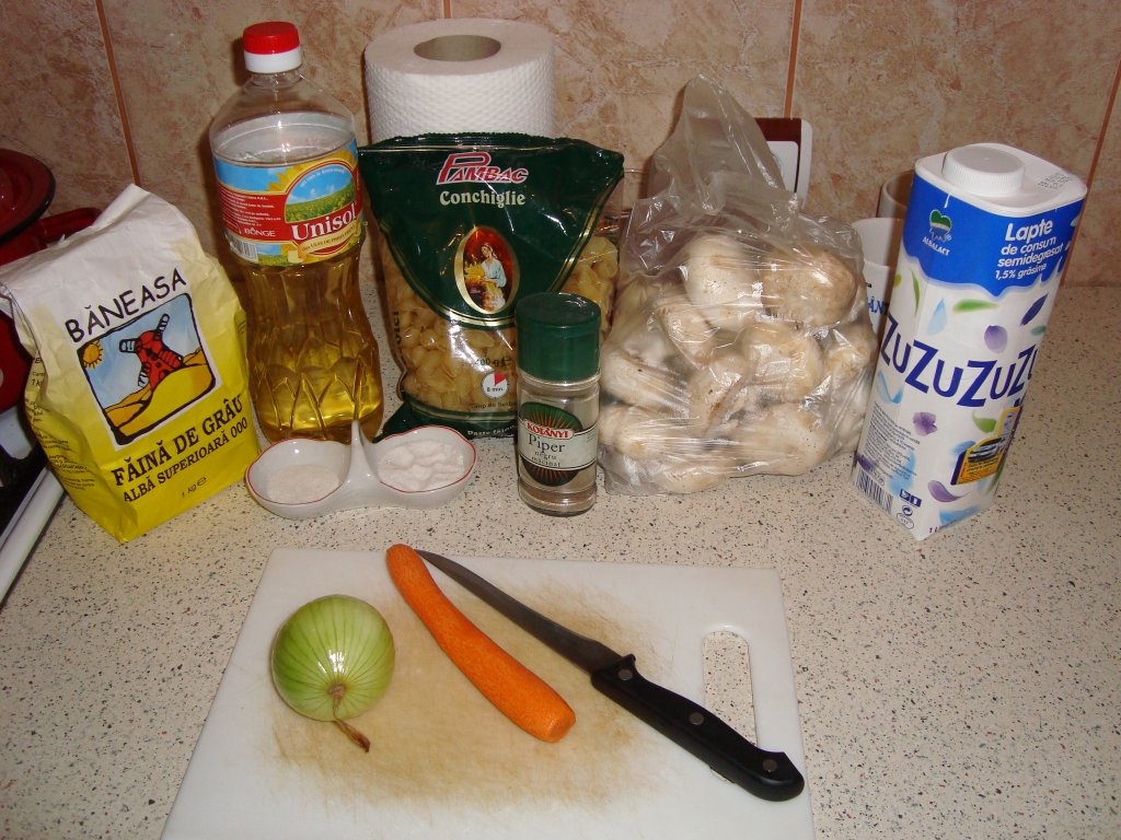 Paste cu tocanita de ciuperci