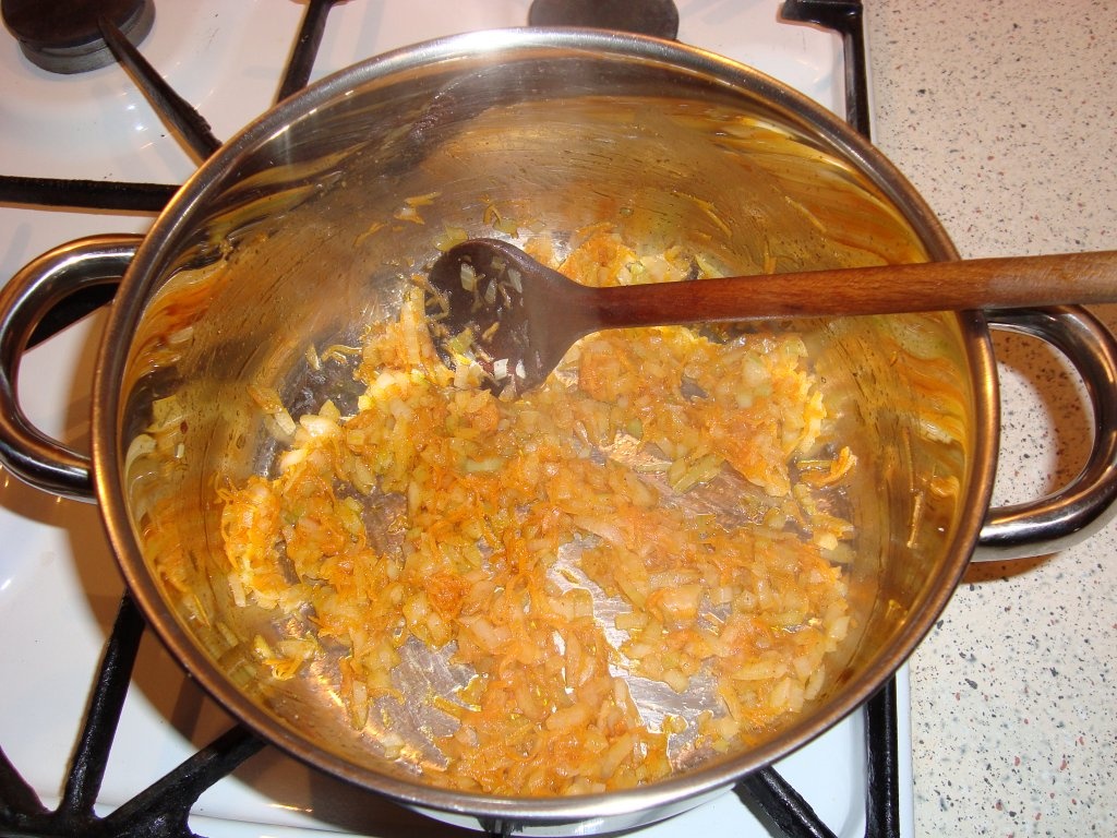 Paste cu tocanita de ciuperci