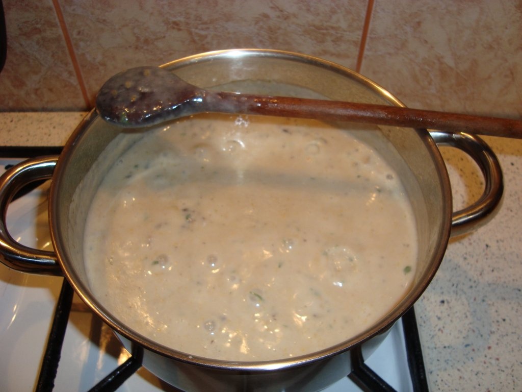 Paste cu tocanita de ciuperci