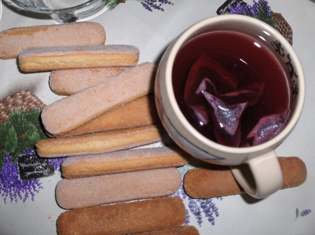 Tiramisu cu fructe de pãdure