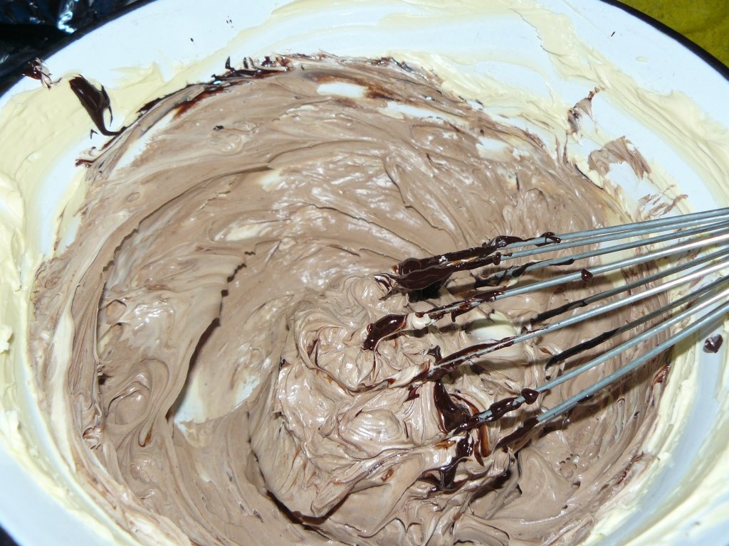 Tort de ciocolată pentru măicuţa