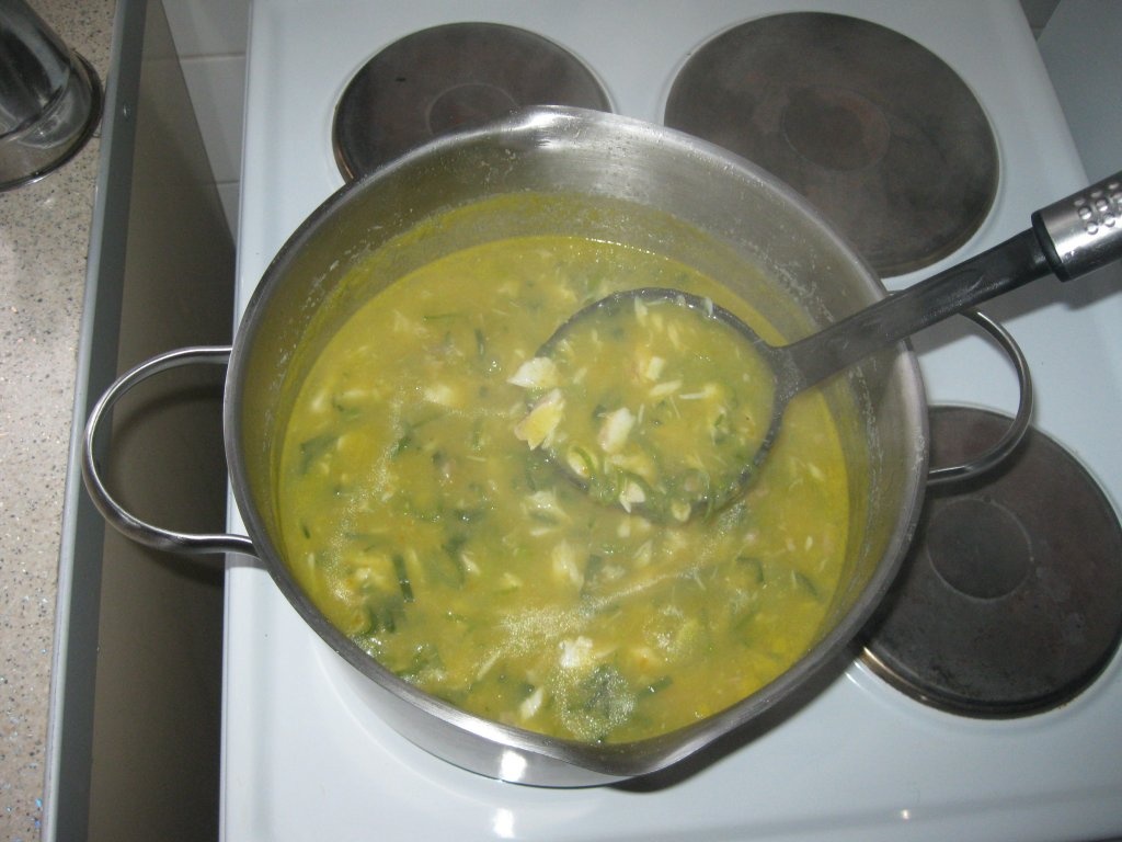 Supa crema de praz cu peste(Sopa de alho porro com peixe)
