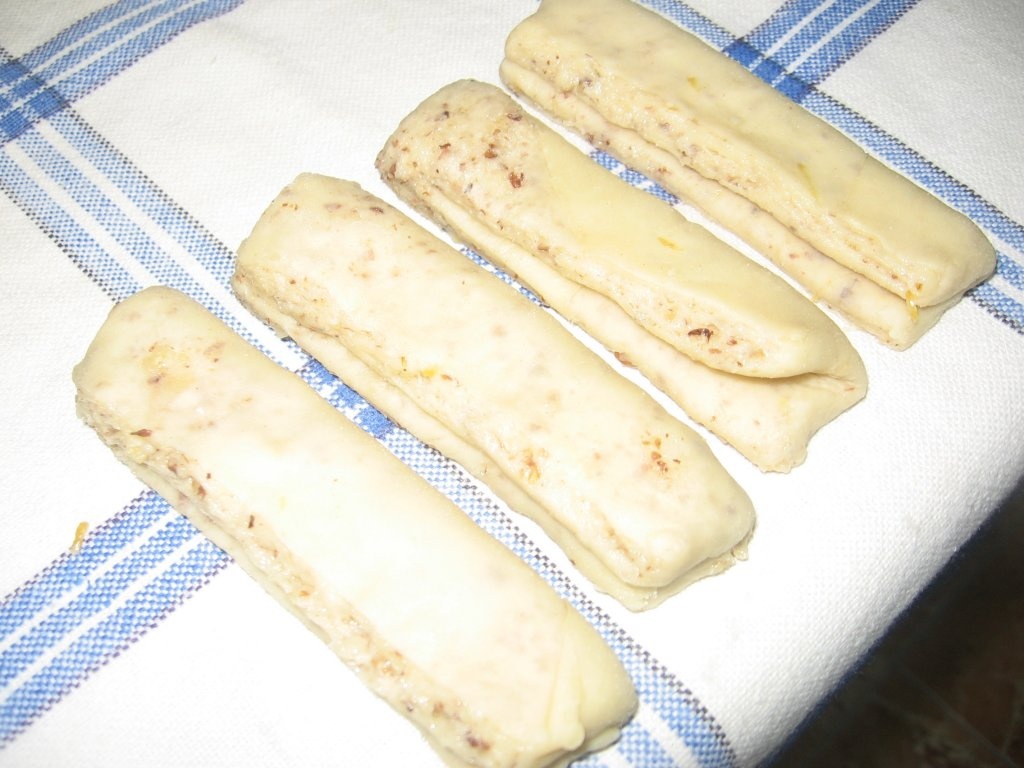 Cornulete ce ti se topesc in gura