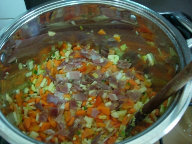 Ciorba de varza dulce cu afumatura