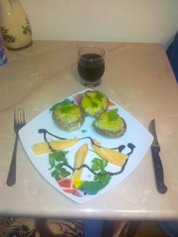 Ciuperci umplute la cuptor