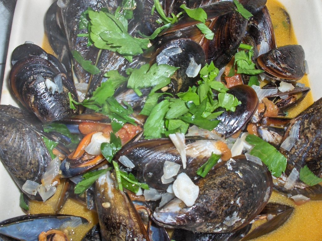 Midiile marinarului (Mexilhões á Marinheiro)