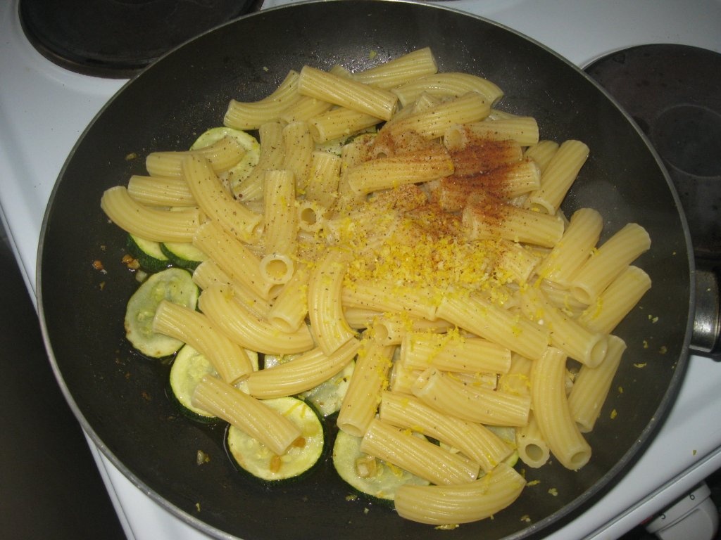 Tortiglioni cu dovlecel