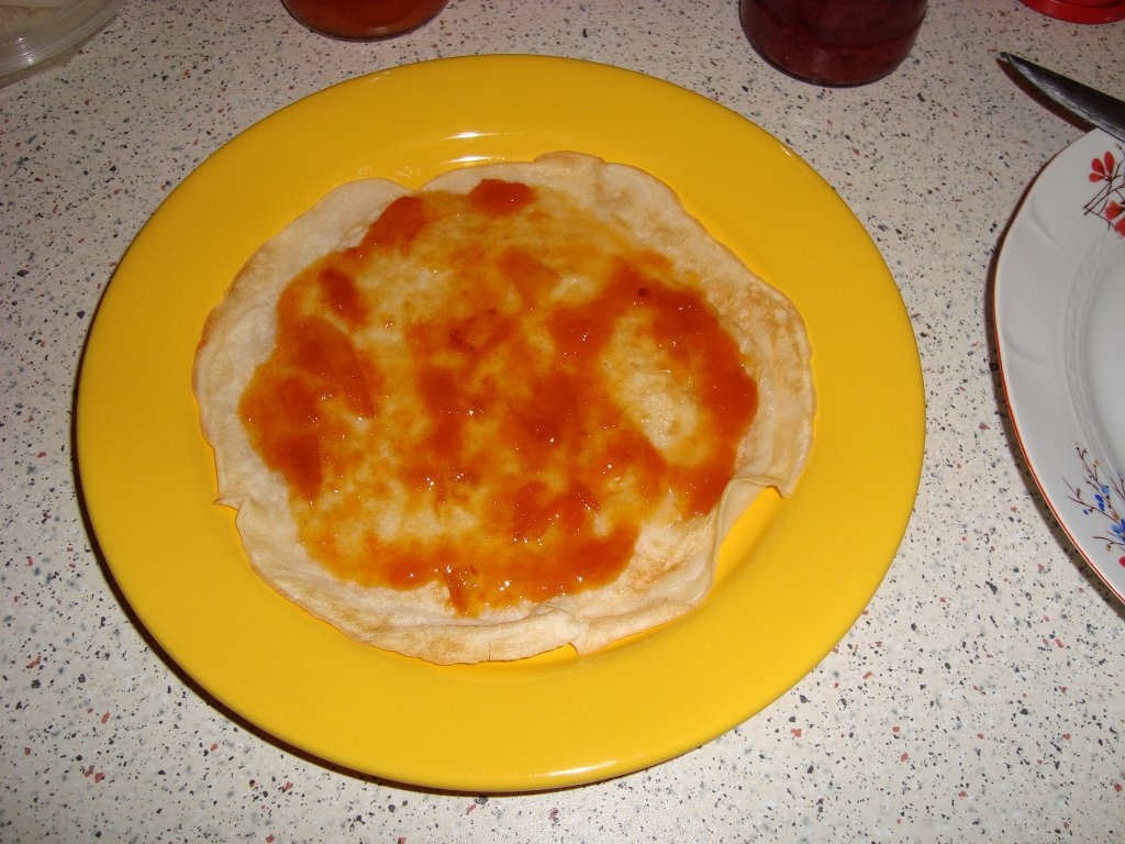 Clatite cu gem si topping