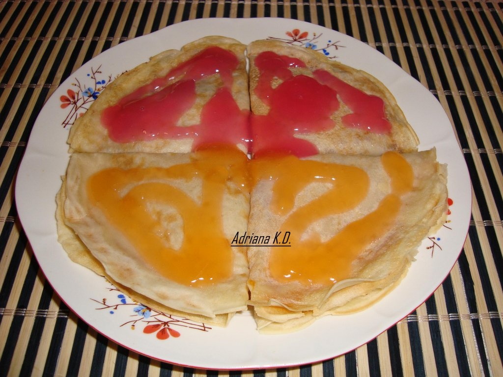 Clatite cu gem si topping