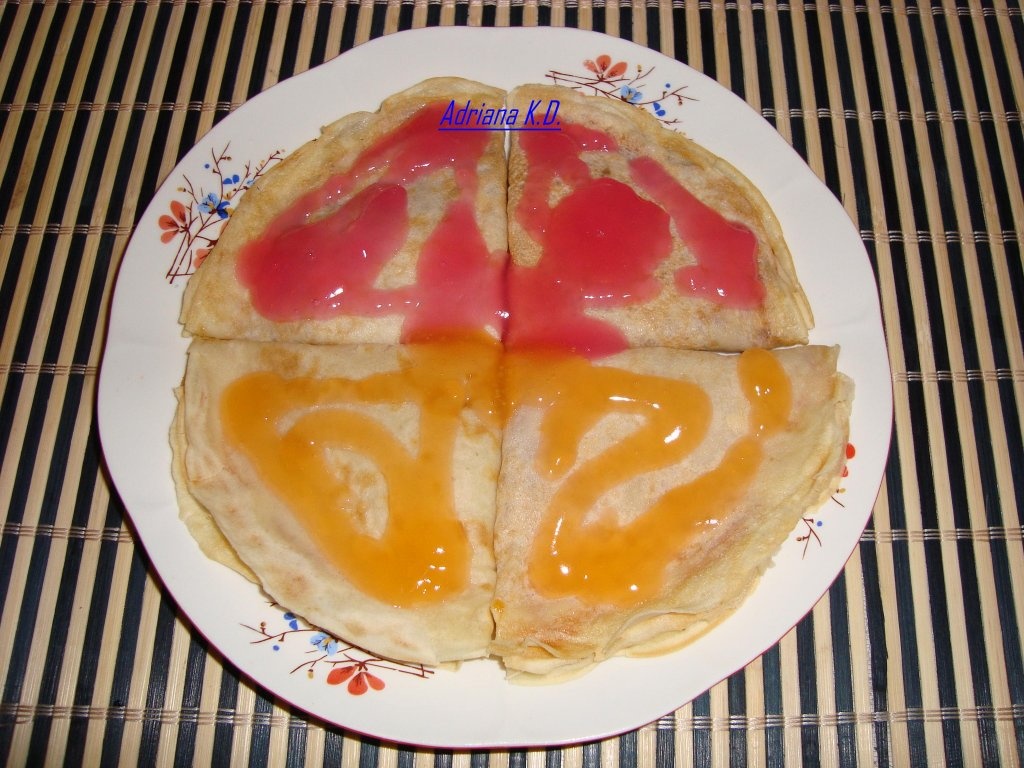 Clatite cu gem si topping