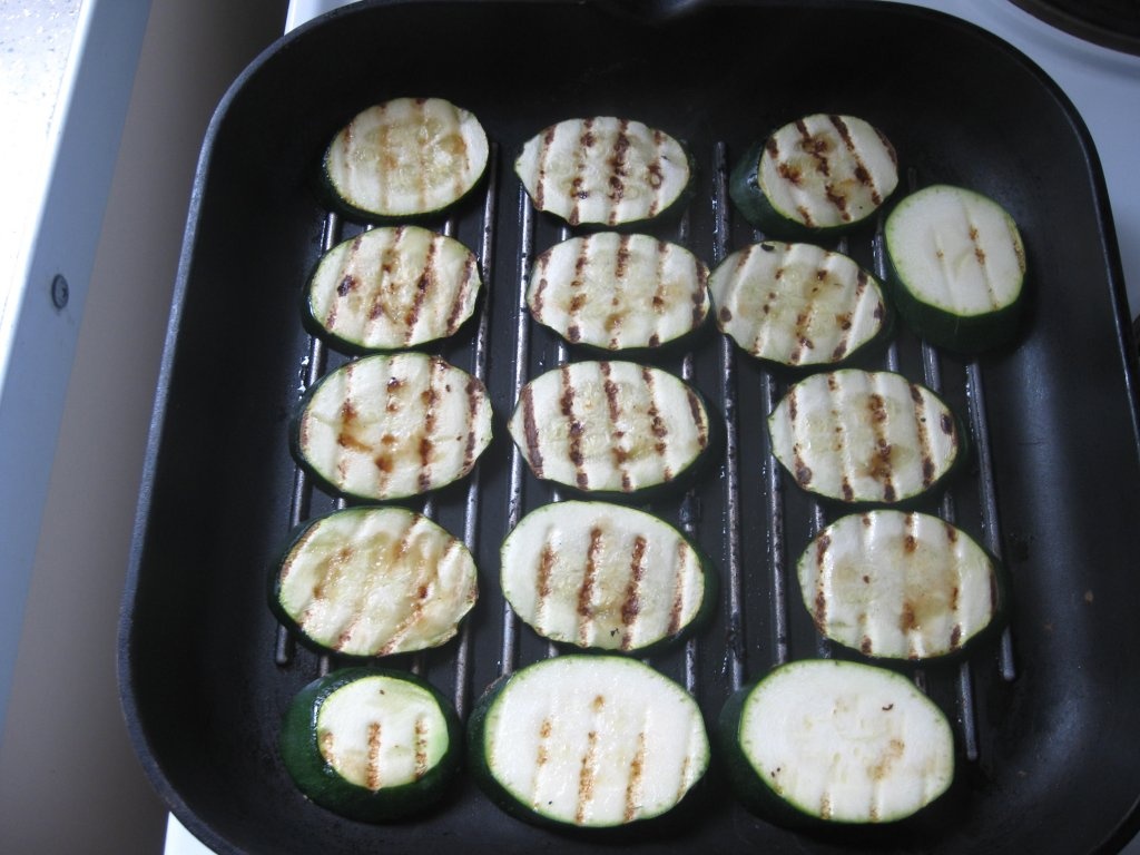 Legume la grill cu piept de pui