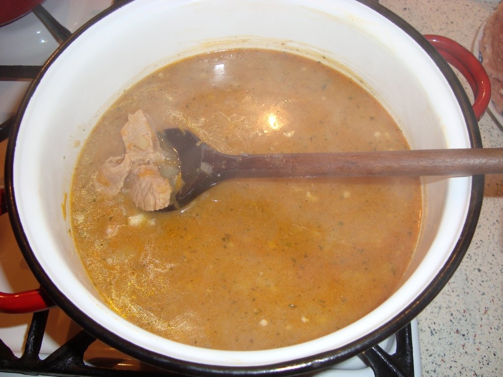 Tocanita de vitel cu piure de cartofi