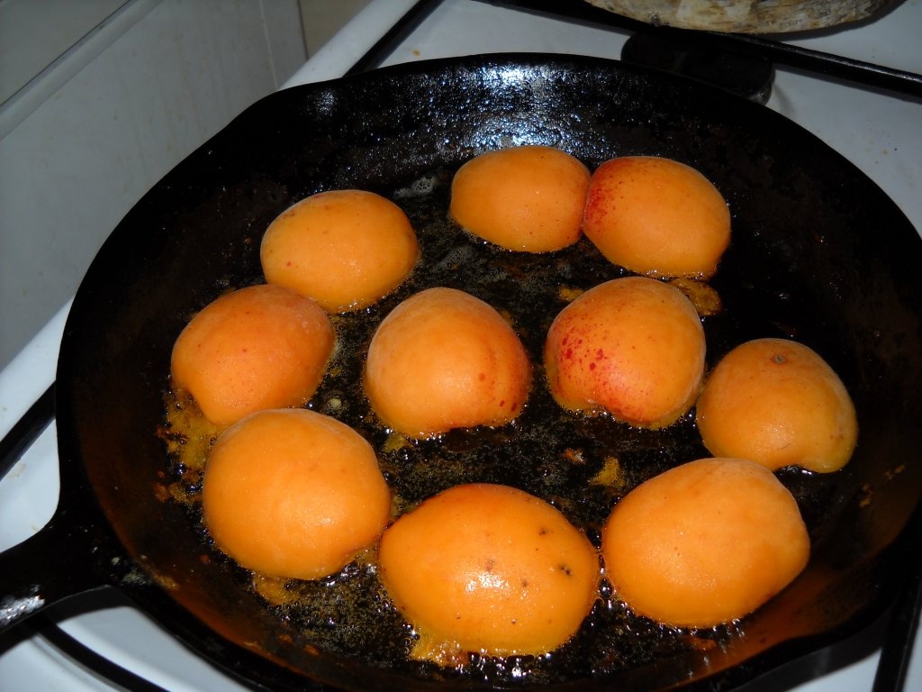 Tarta pofticioasa cu caise