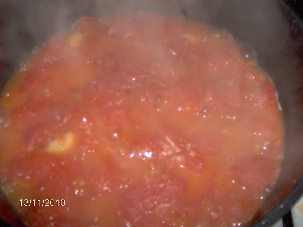 Sbiha-vinata in sos de rosii